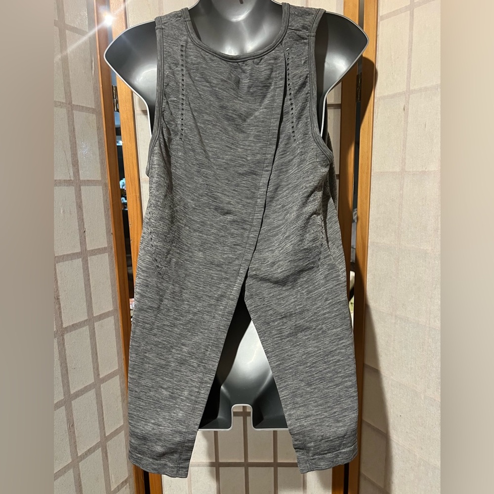 Athleta Split Back Tank - Picture 5 of 6